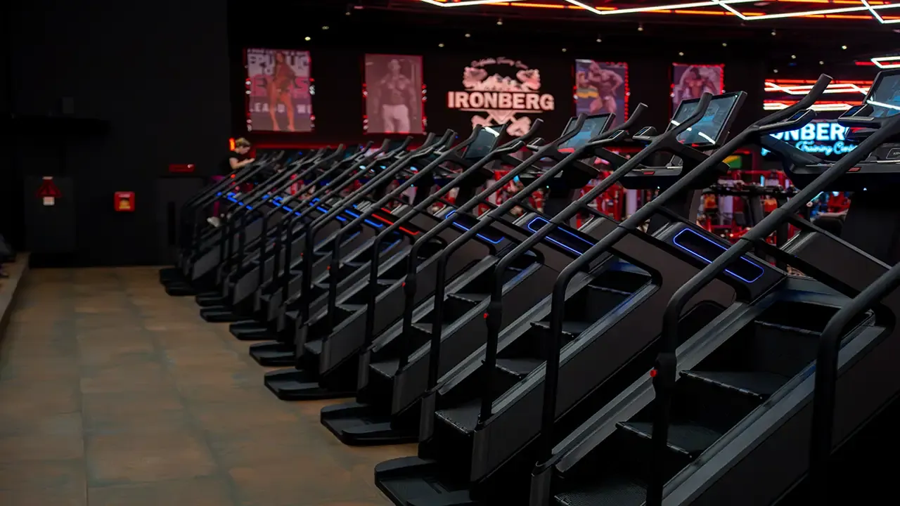 Área de cardio da Ironberg Fortaleza