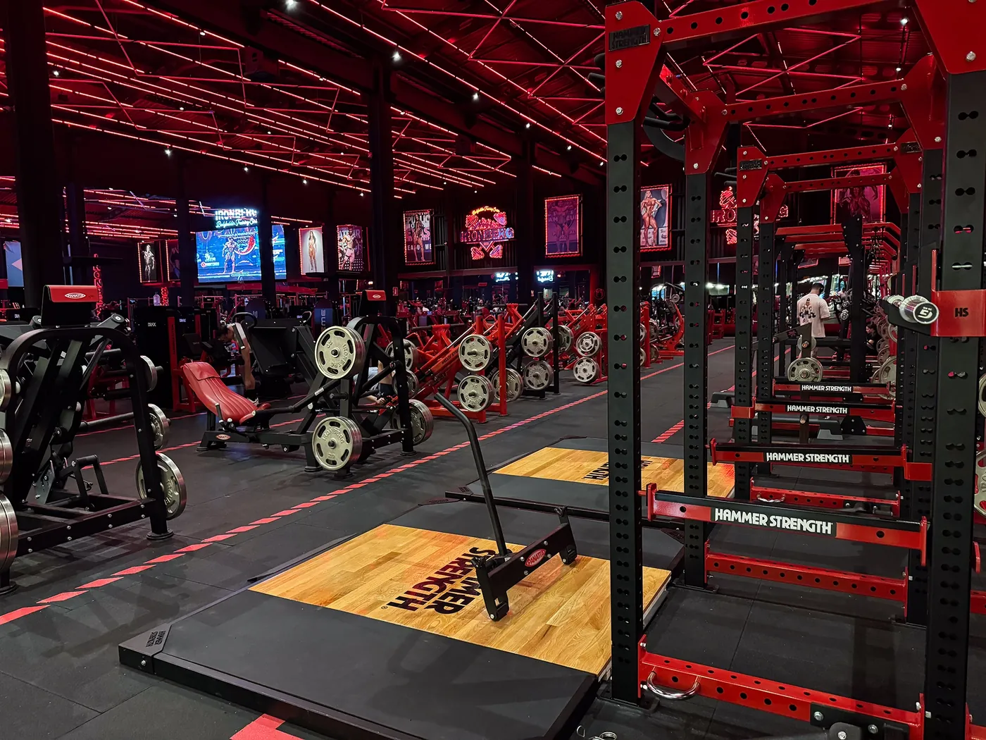 Racks e plataformas da Ironberg Alphaville