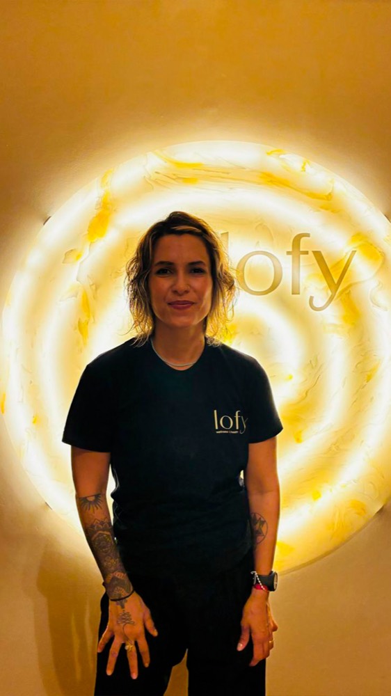Francisca Lara — Yoga e massagens na Lofy